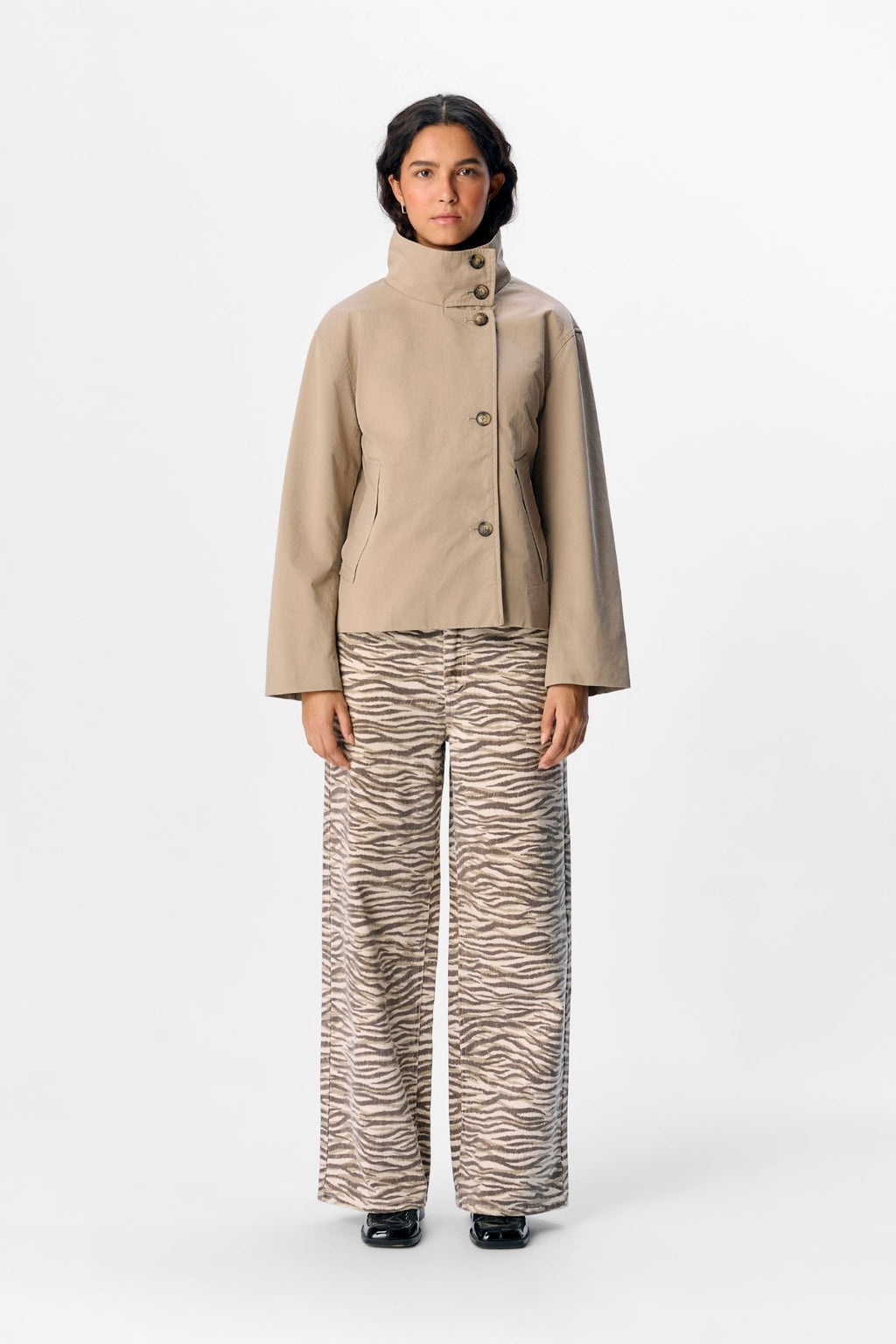 Gro Re Short Jacket -  Desert Taupe