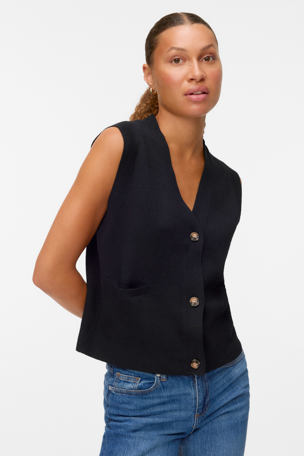 Saba V -hals knopvest - Zwart