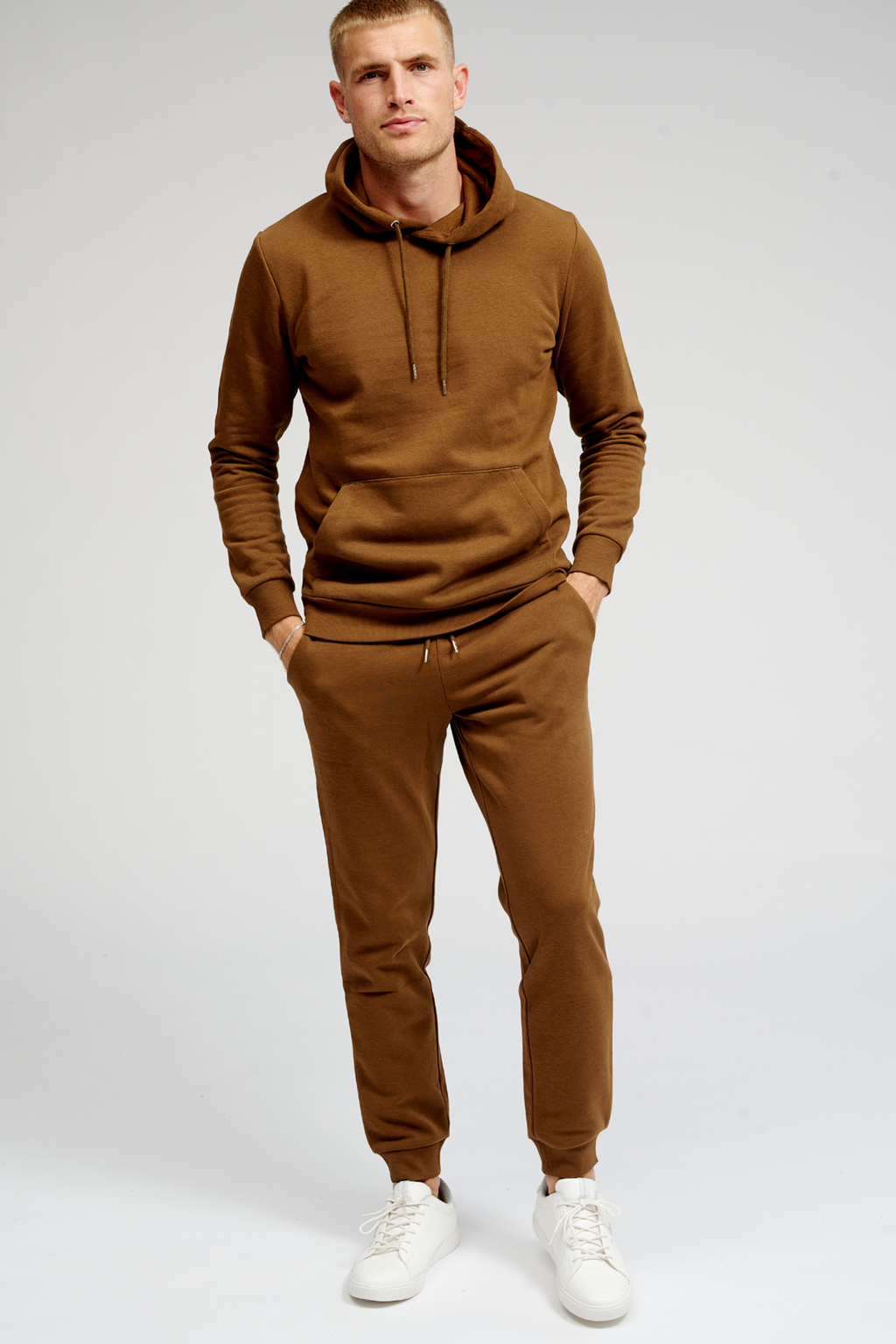 Basic Sweatpants - Brown