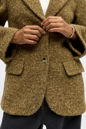 CELINA L / S LO Veste - Green Deep Lichen