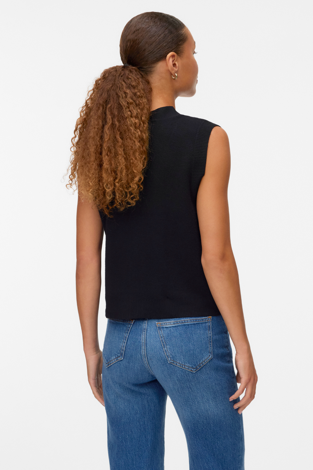 Saba V -hals knopvest - Zwart