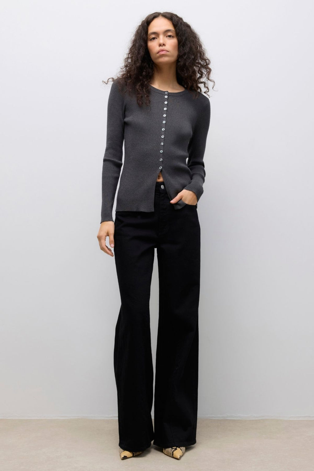 Cardigan en tricot ukino o-cou - mélange gris foncé