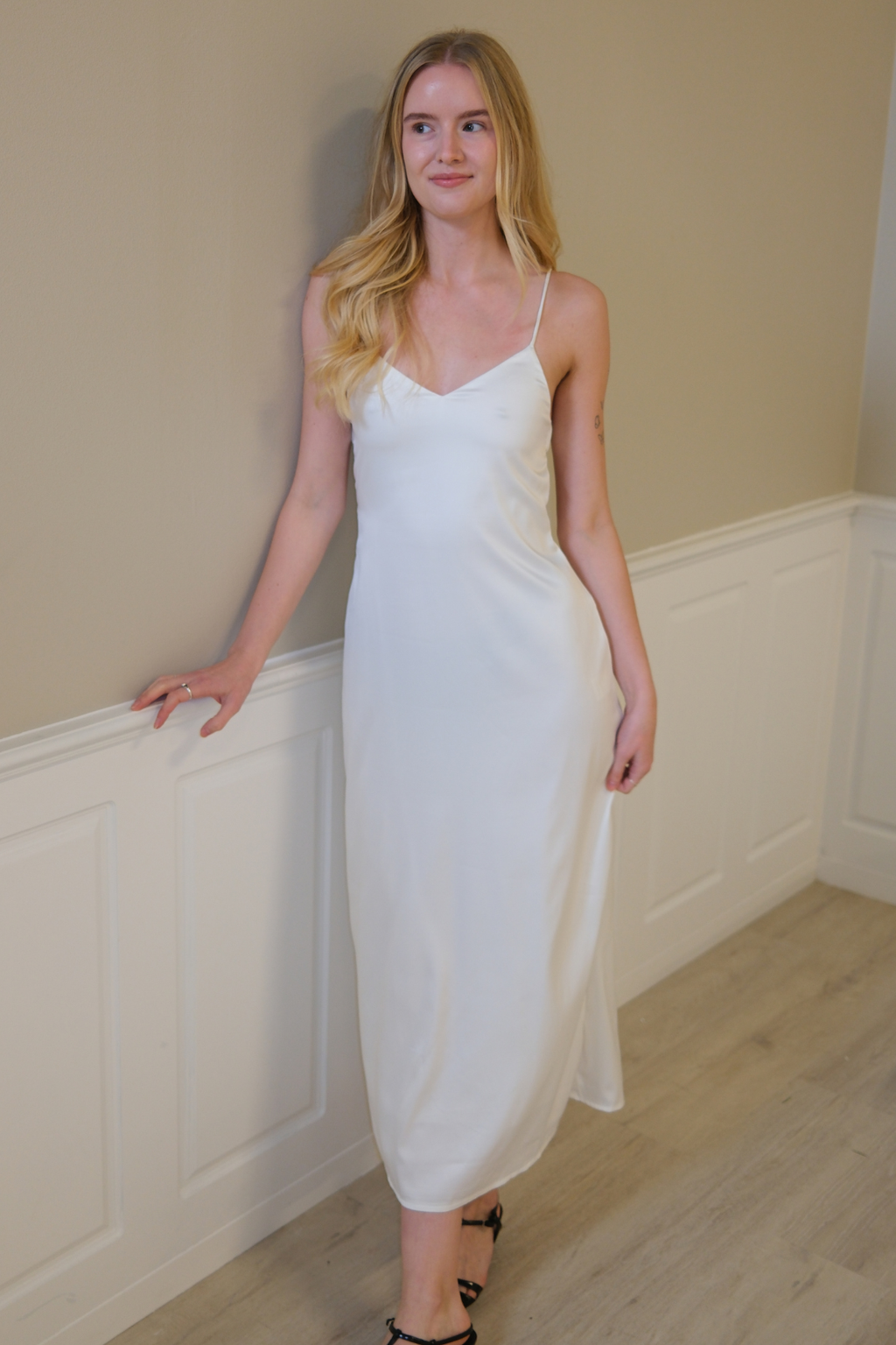 Elina -riemjurk - wit