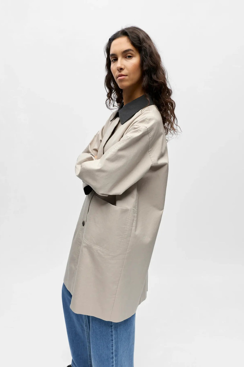 Alora  Long Trenchcoat - Birch Magnet