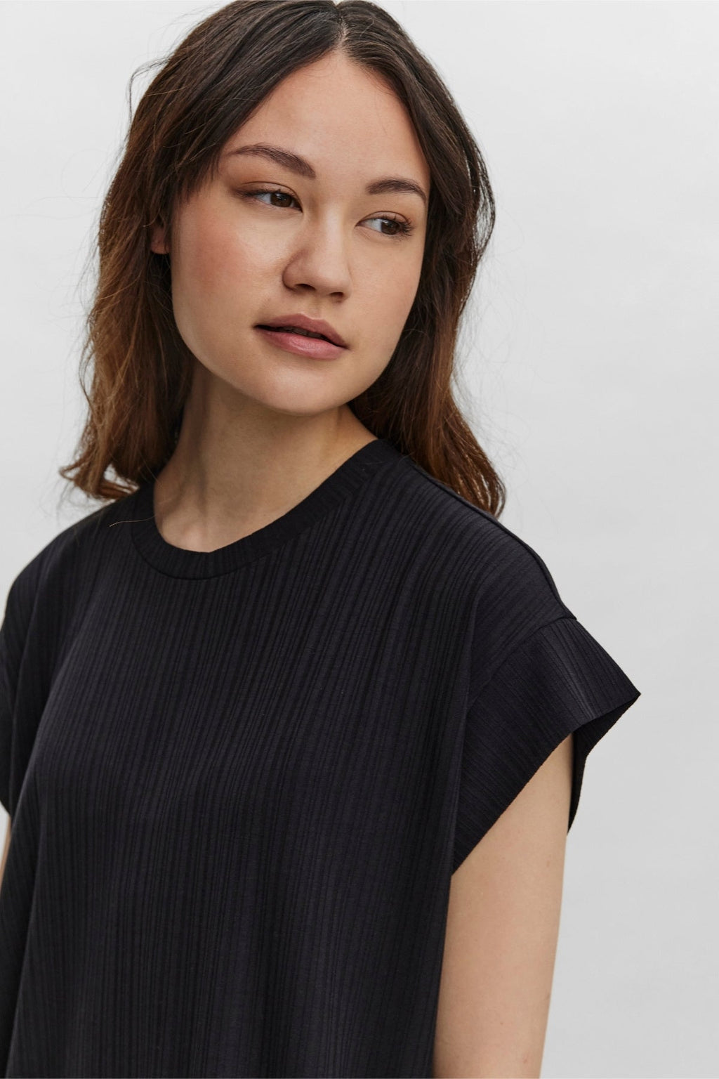 Robe de mollet à manches à capuchon de phoenixy - noir