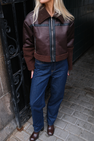 Veste de shearling de marguerite - marron / noir