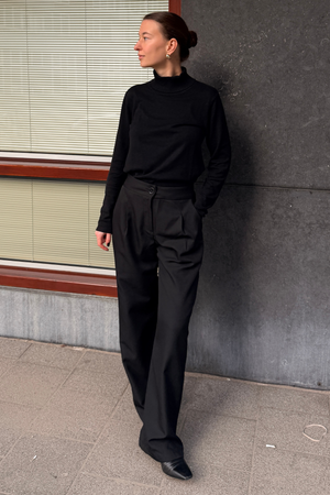 Amelia Gebreid - Zwart