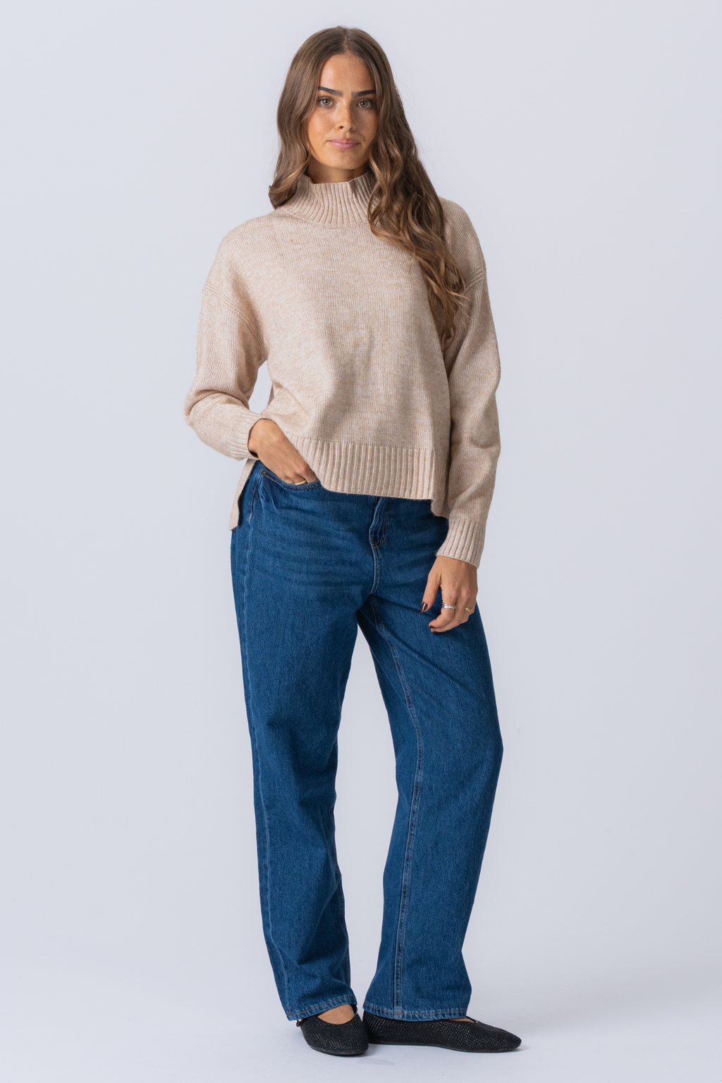 Emma Gebreid - Beige