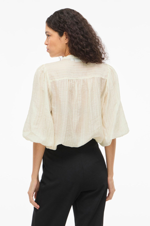 Top met strassknopen - berk