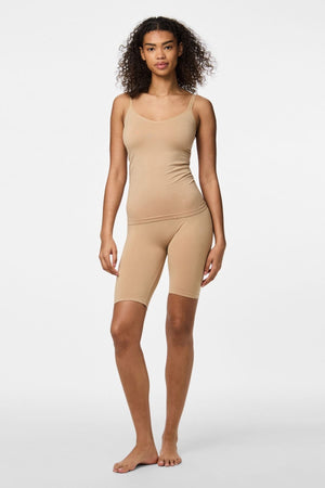 Top des sous-vêtements ordinaires - Nature