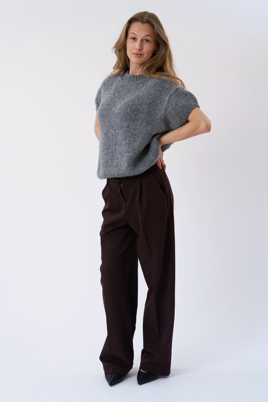 Chloe gebreide trui met korte mouwen - grijs