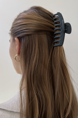 Olivia Hair Clip - Dark Brown