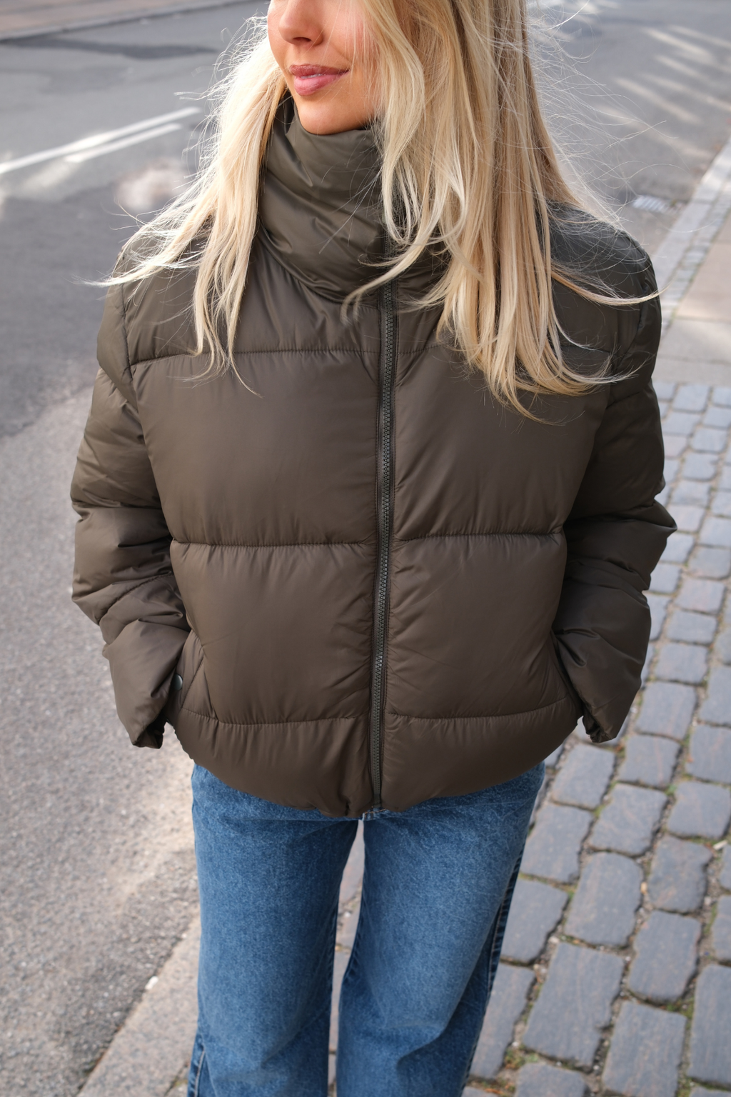 Short Puffer Jacket - Olive
