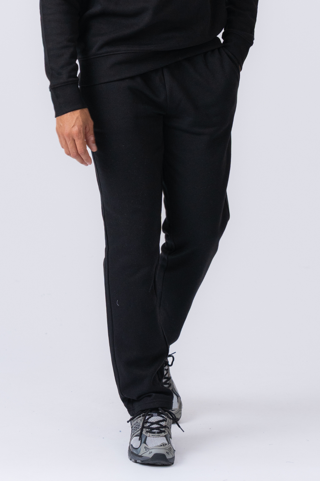 Essential Sweatpants - Black
