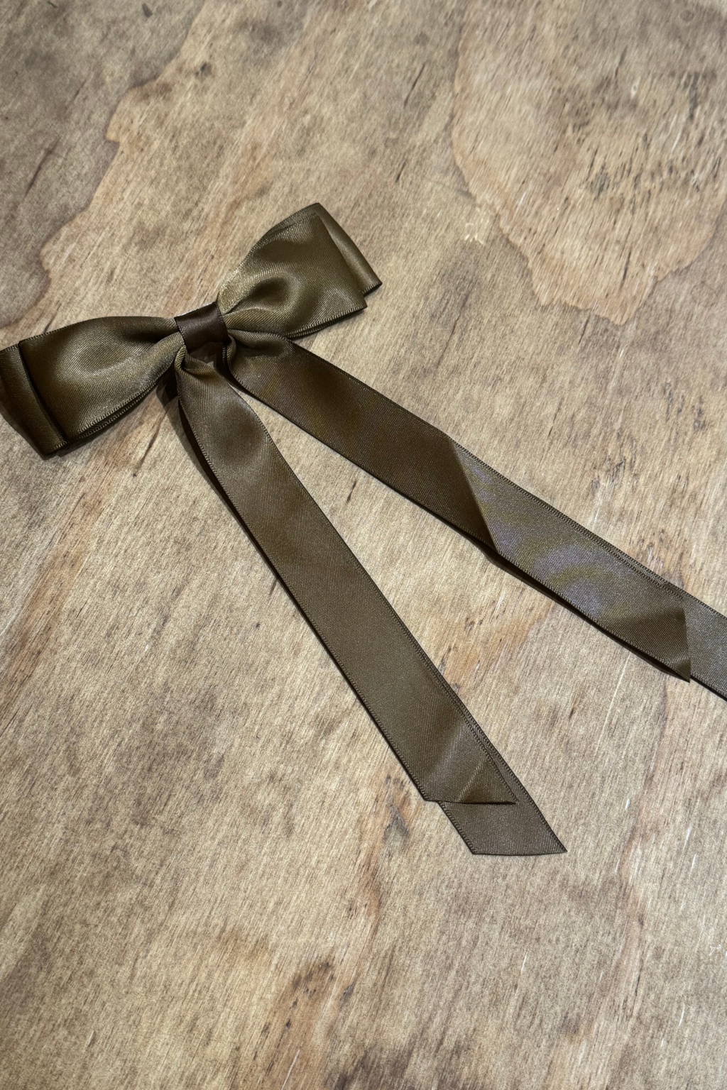 BOW -clip - Bruin