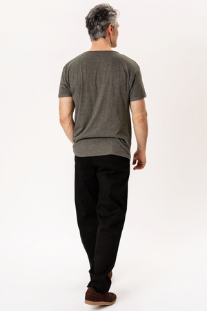 T-shirt met diepe hals - Donkergrijs