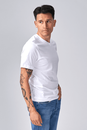 T-shirt Vneck de base - blanc