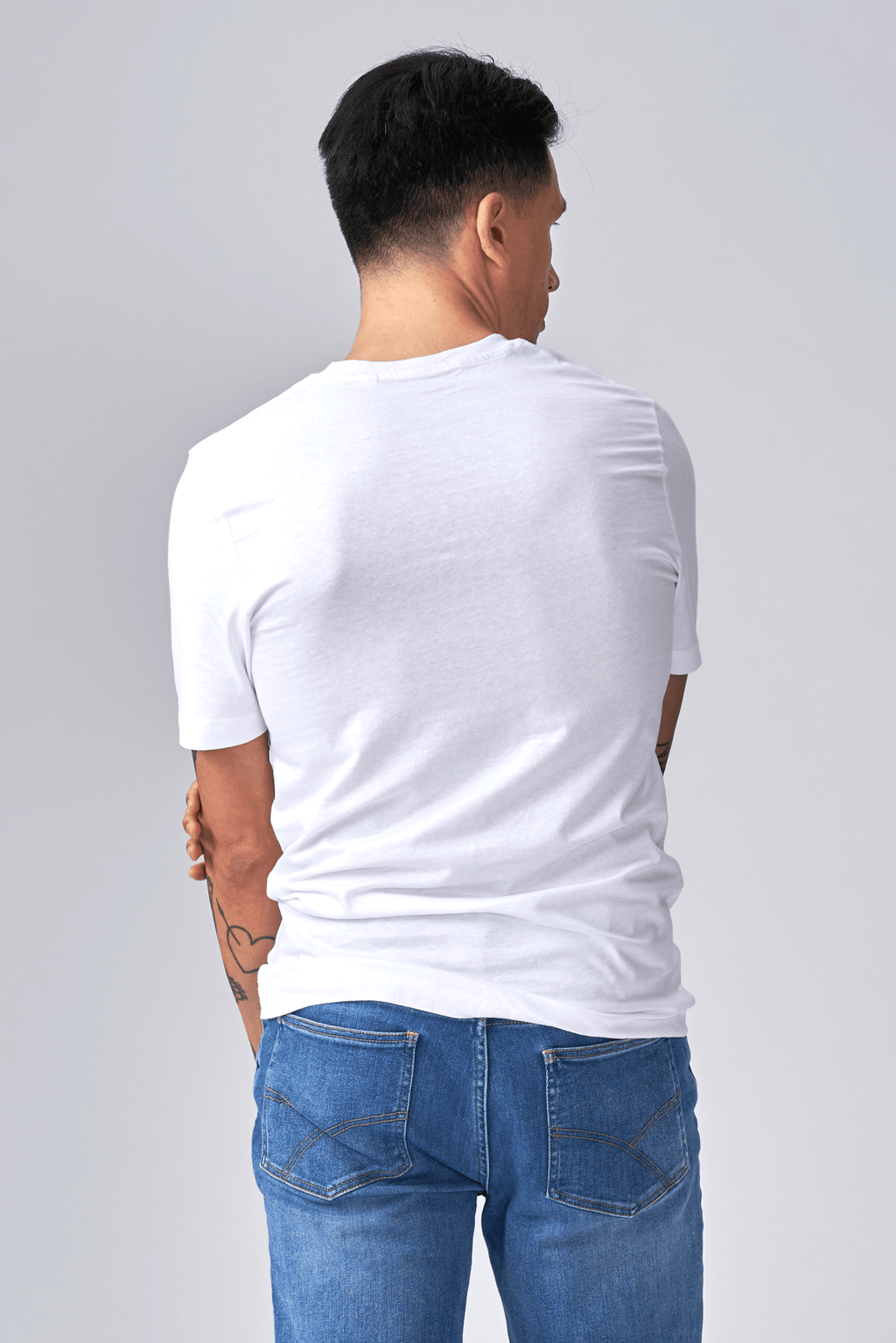 T-shirt Vneck de base - blanc