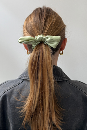 Bow Scrunchie - Green