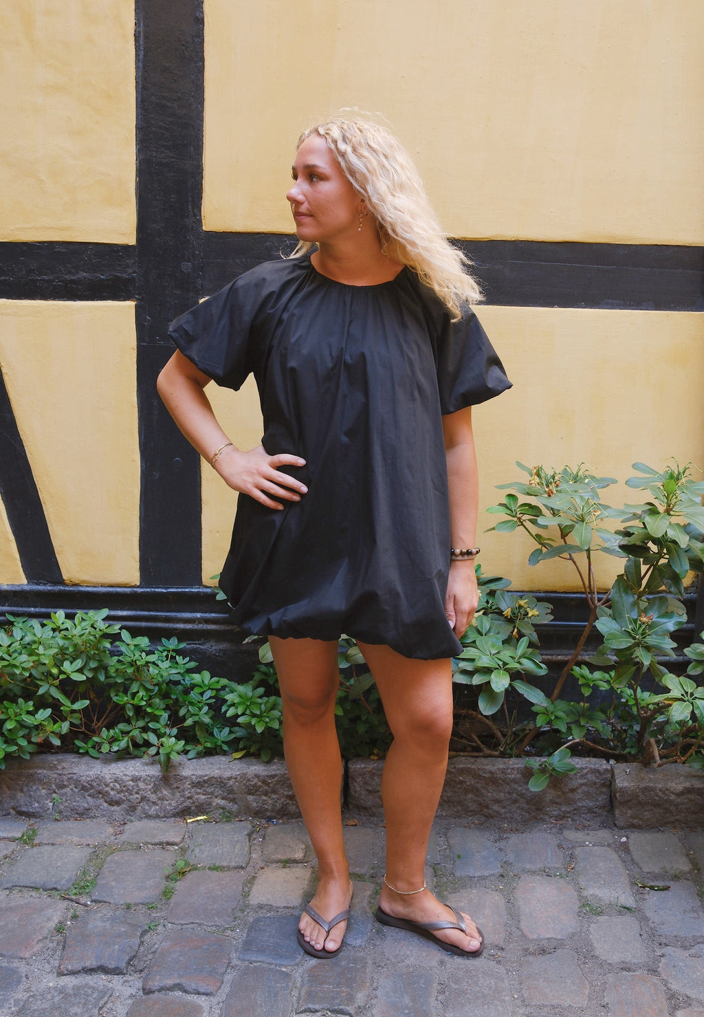 Robe Noisette - Noir