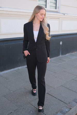 Performance Costume pour femme (noir) - Forfait