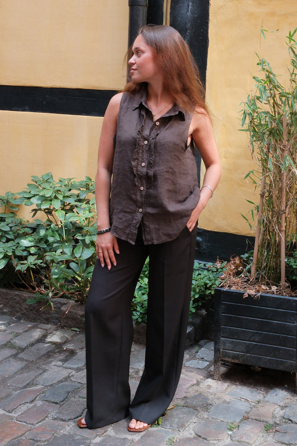 Mio Linen Top - Brown