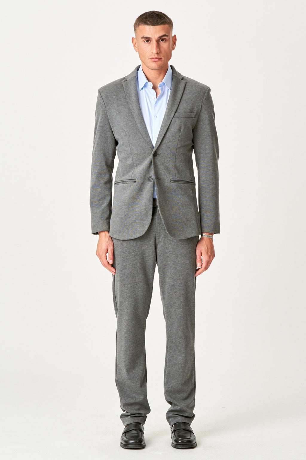 The Original Performance Suit Regular Fit – (Dark Grey)