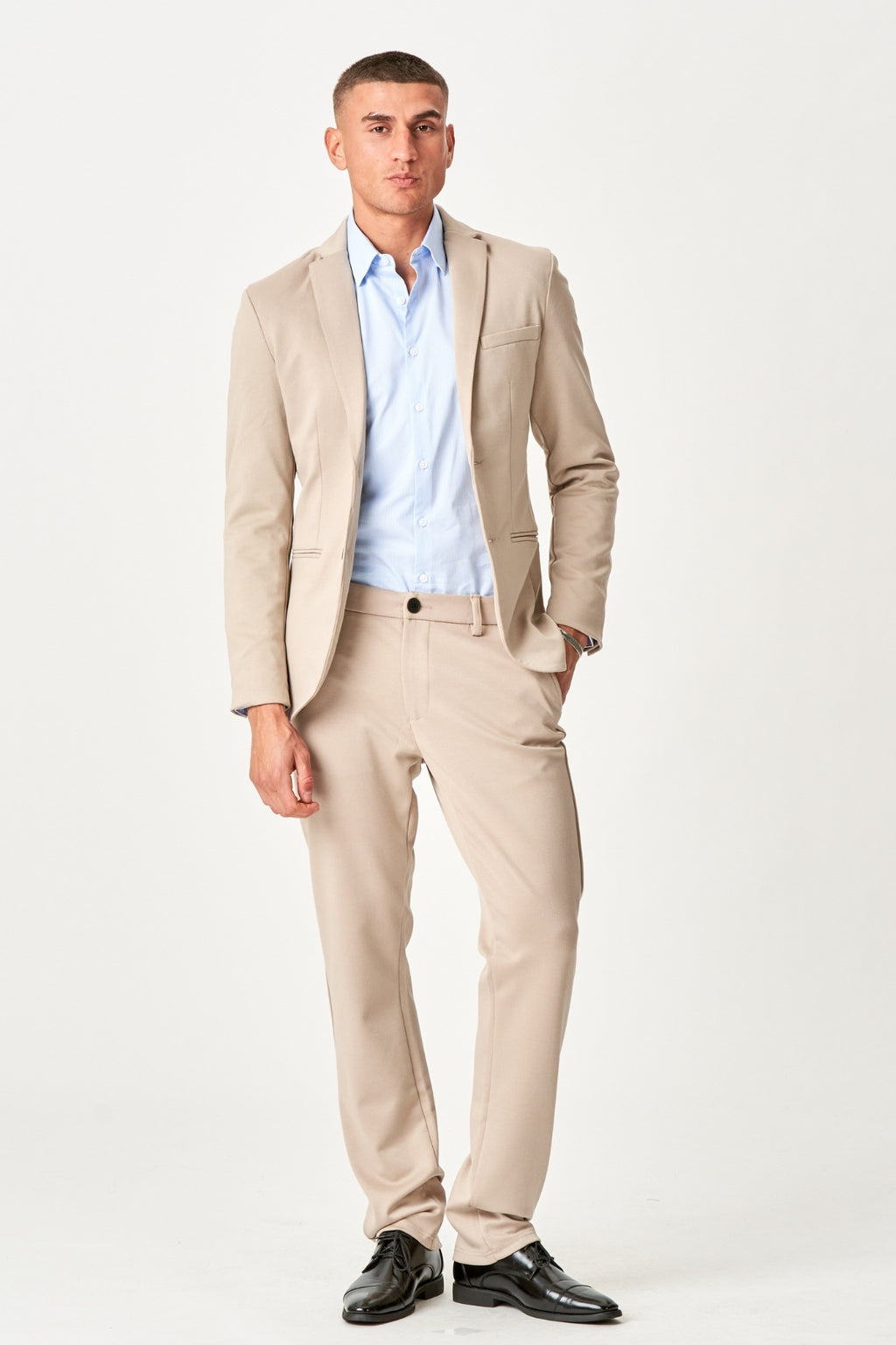 The Original Performance Suit Regular Fit – (Sand)