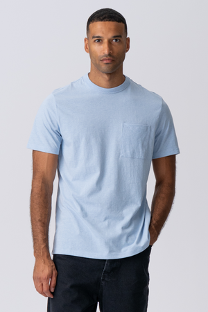 T-shirt avec poche - bleu clair