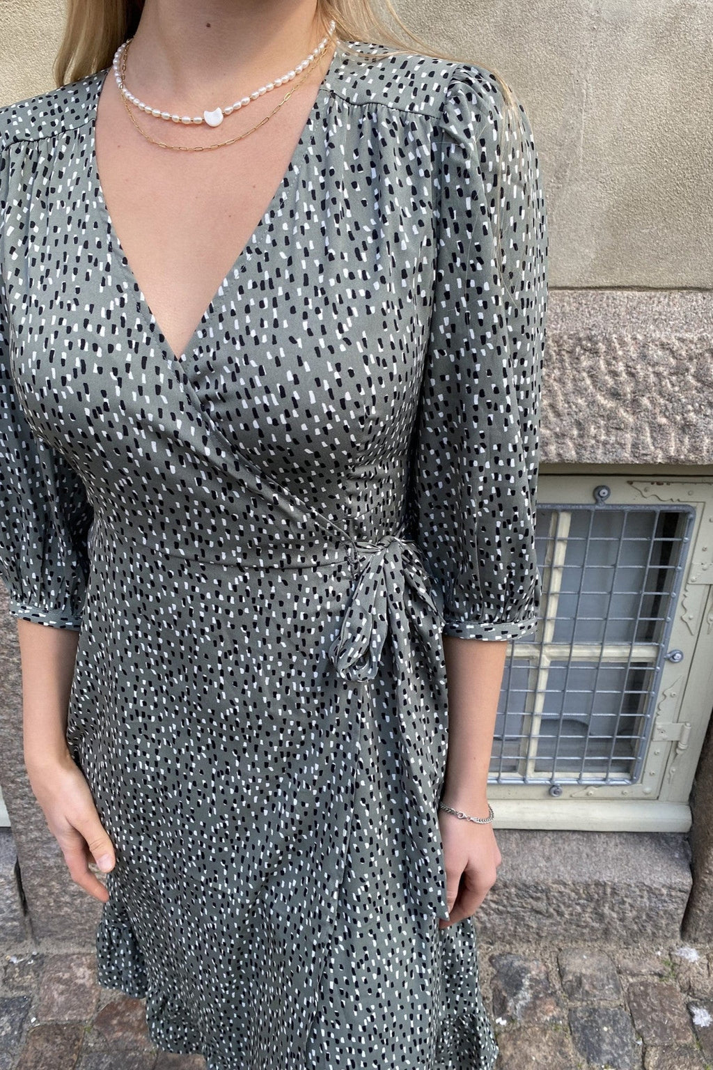 Olivia 3/4 Wrap Midi Robe - Balsam Green