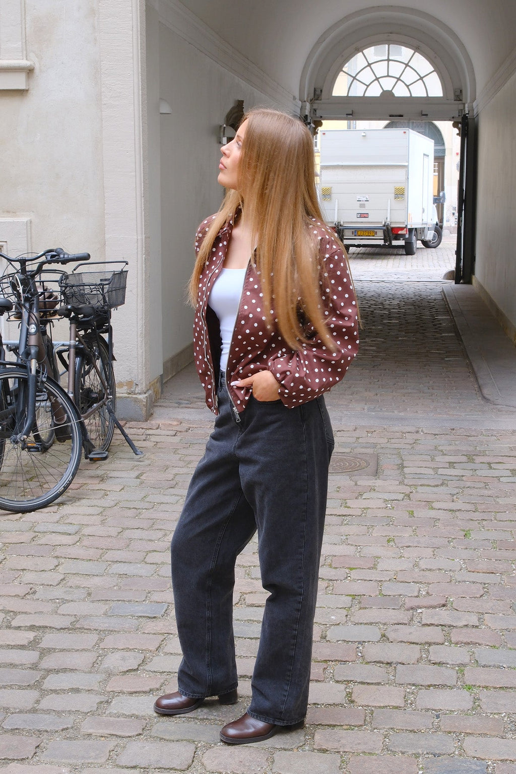 Isabel-jas - Bruin
