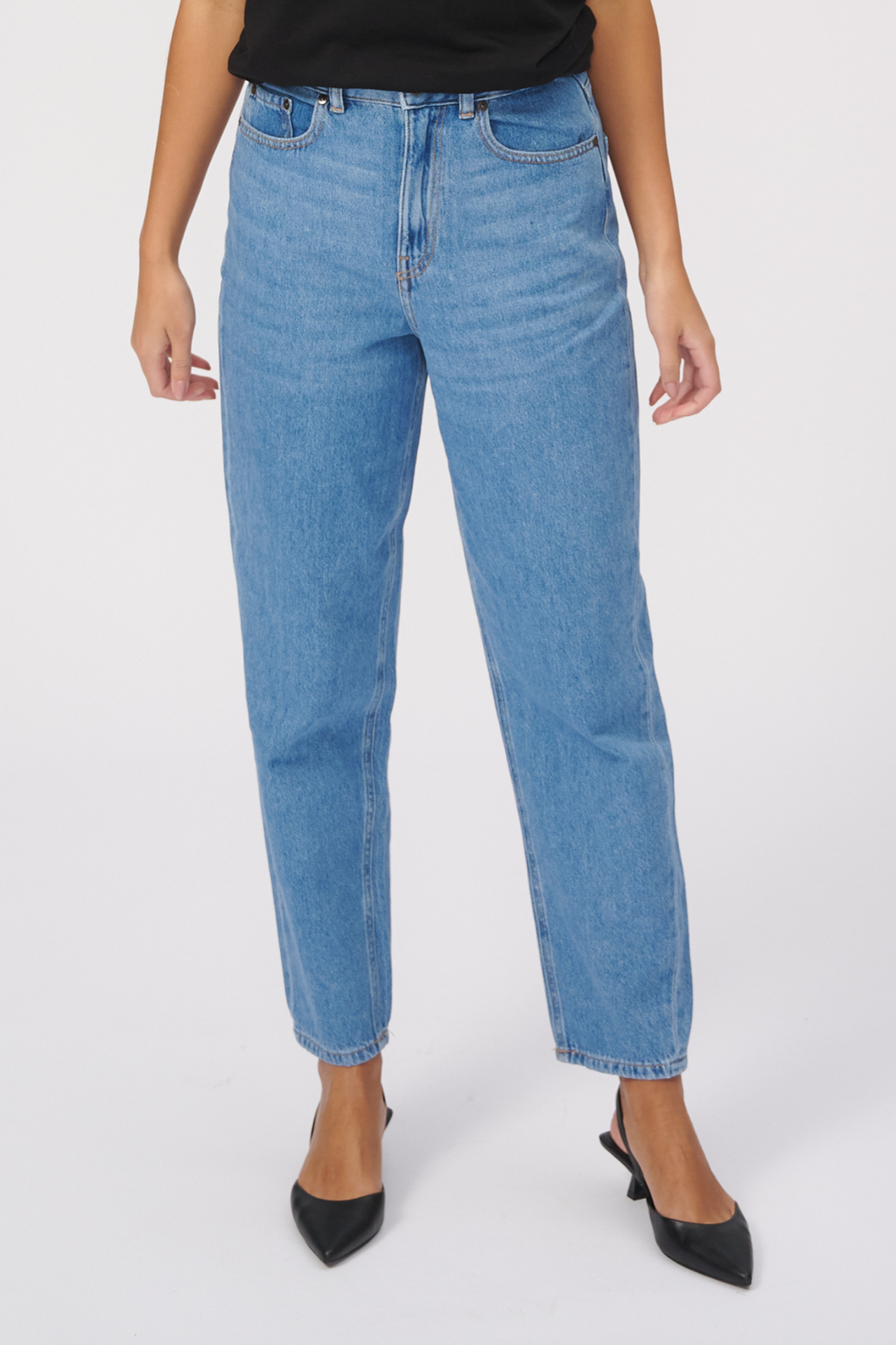 Le jean maman de performance original - Denim bleu clair