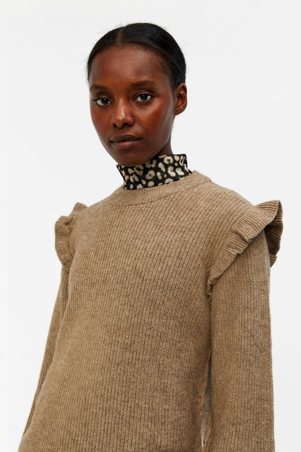 Malena Ruffle Pullover Strik - fossiel