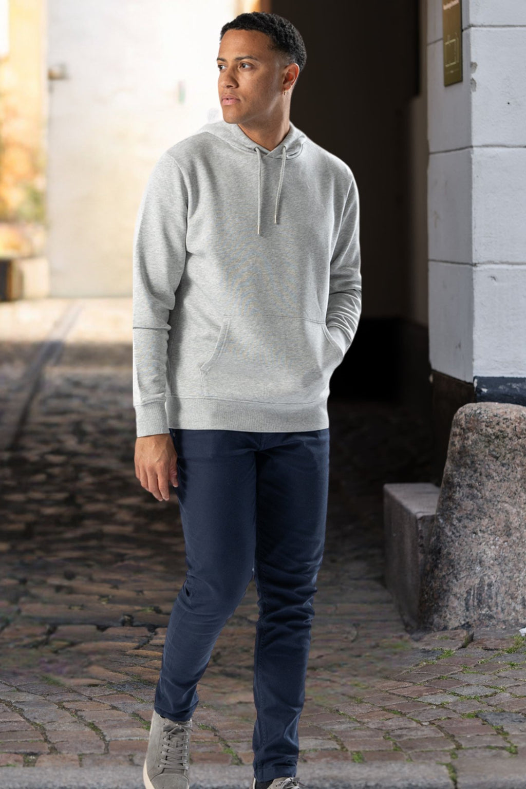 Tenue 2 - Sweat à capuche