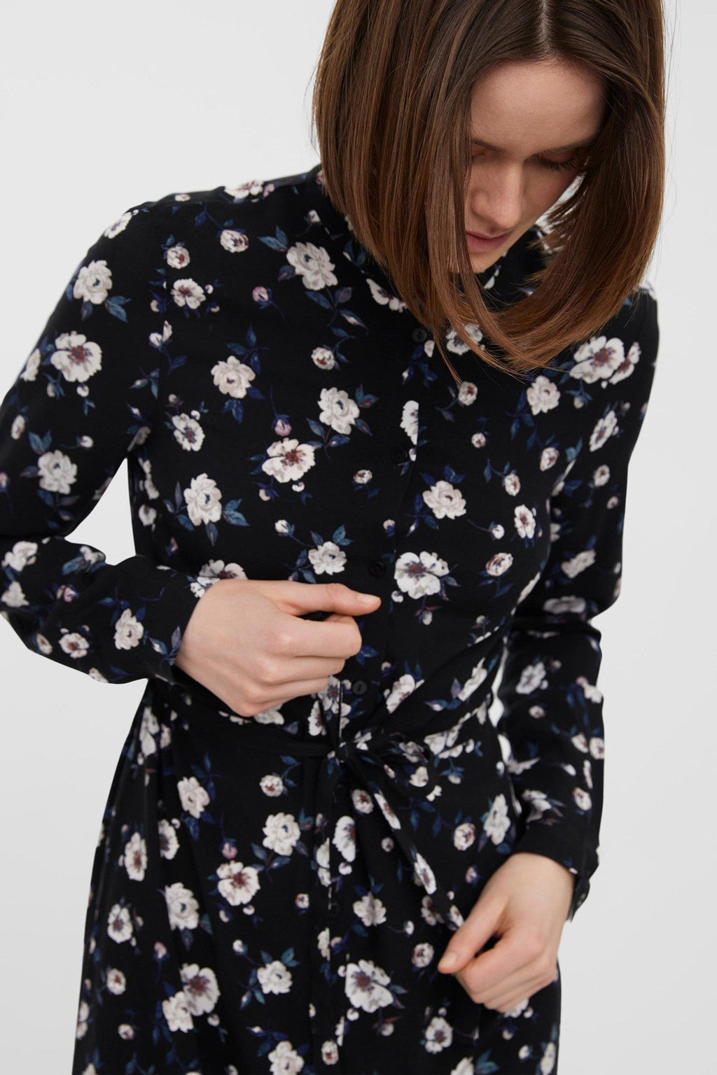 Robe de chemise à manches longues faciles - noir