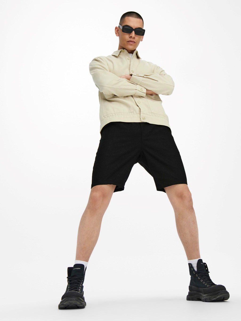 Linus Linen Shorts - Black